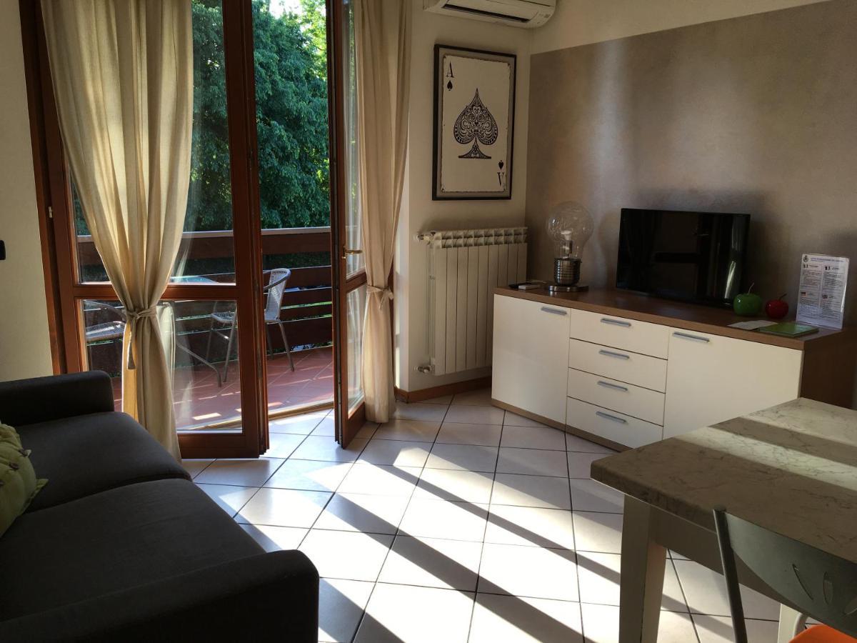 Antonellagardalake Desenzano del Garda Ngoại thất bức ảnh