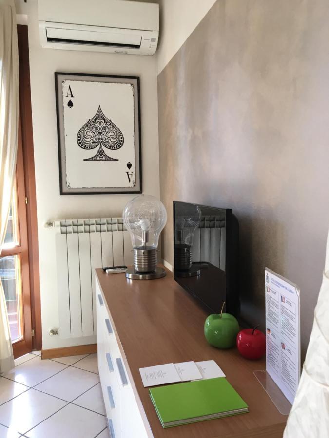 Antonellagardalake Desenzano del Garda Ngoại thất bức ảnh